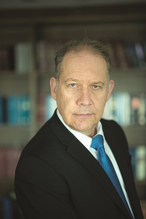 עו"ד אילן בומבך. "איפה חופש הביטוי?"  